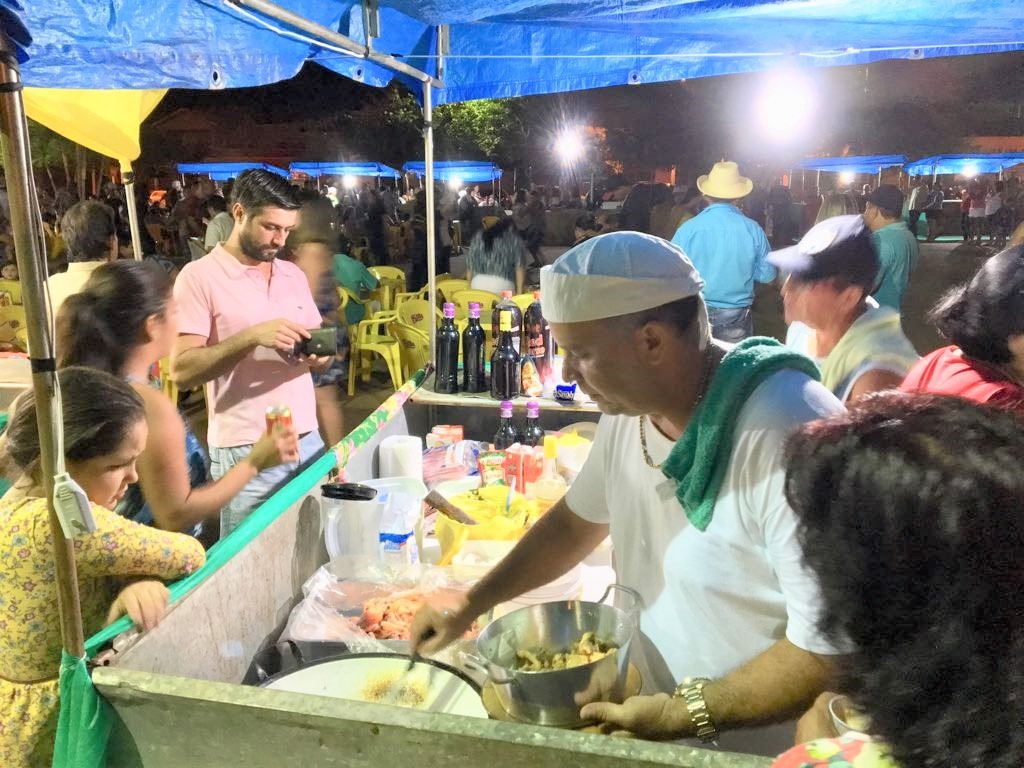 Após reinaugurada, Feira da Marambaia funcionará todo sábado Após reinaugurada, Feira da Marambaia funcionará todo sábado