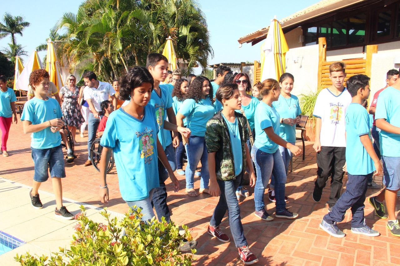 Educação lança oficialmente o projeto "É Bonito"