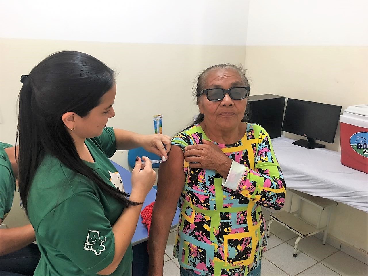 Vacinação contra gripe continua para grupos prioritários
