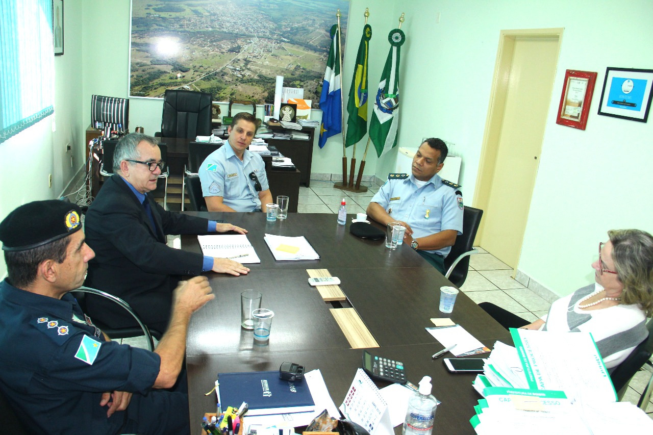 Prefeitura recebe visita do novo comandante da PM de Bonito