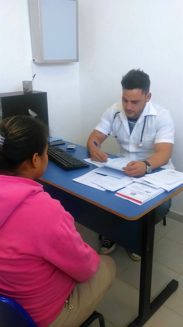 Águas recebe atendimento de ginecologista e ortopedista