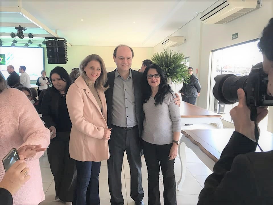  Secretária Roseli Gambim, Ministro Rossieli Soares da Silva e coordenadora Ana Maria Mafalda.