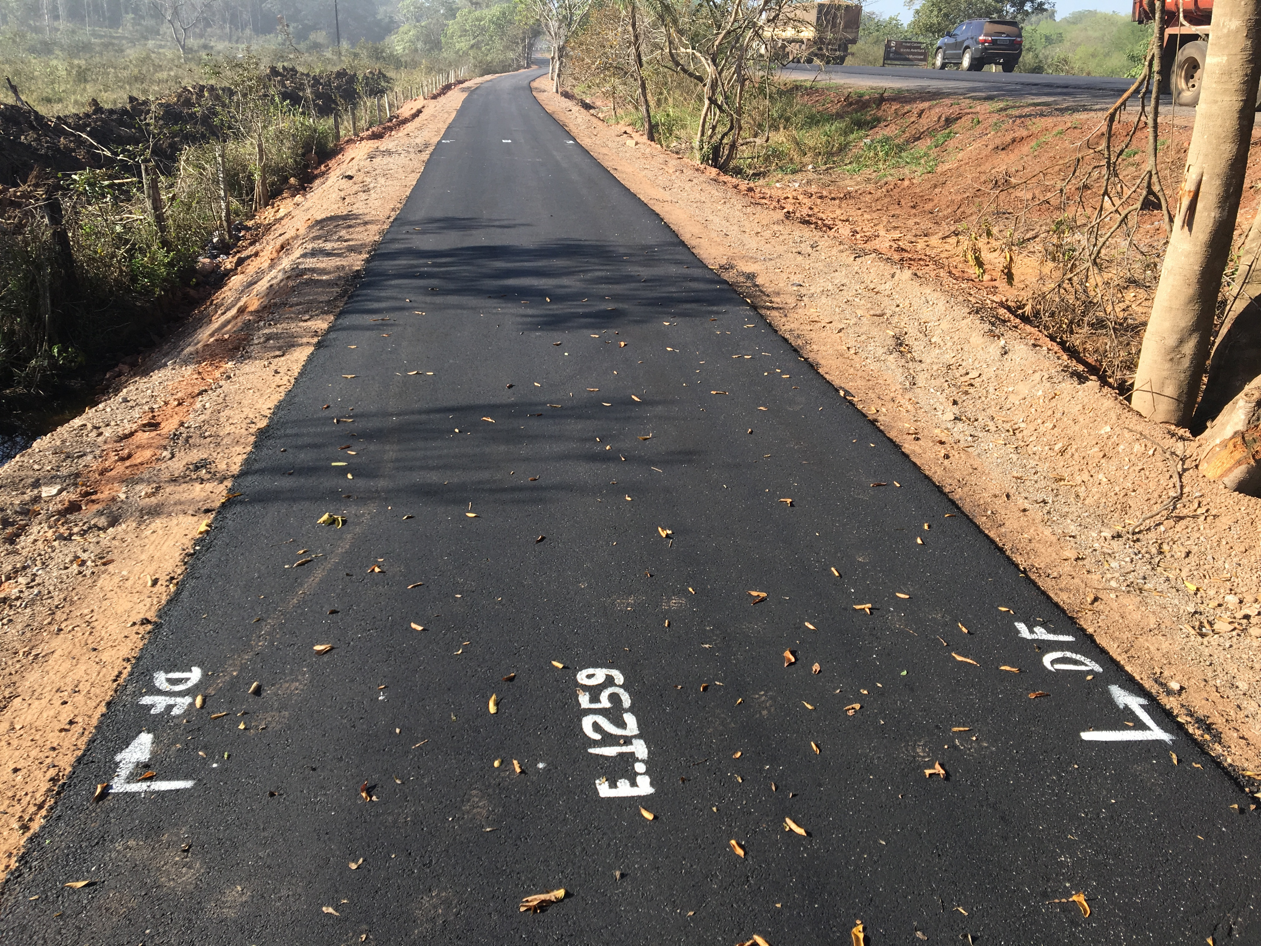 Com dois metros e meio de largura e duas pistas (com 1,25m cada), ciclovia será completamente iluminada.