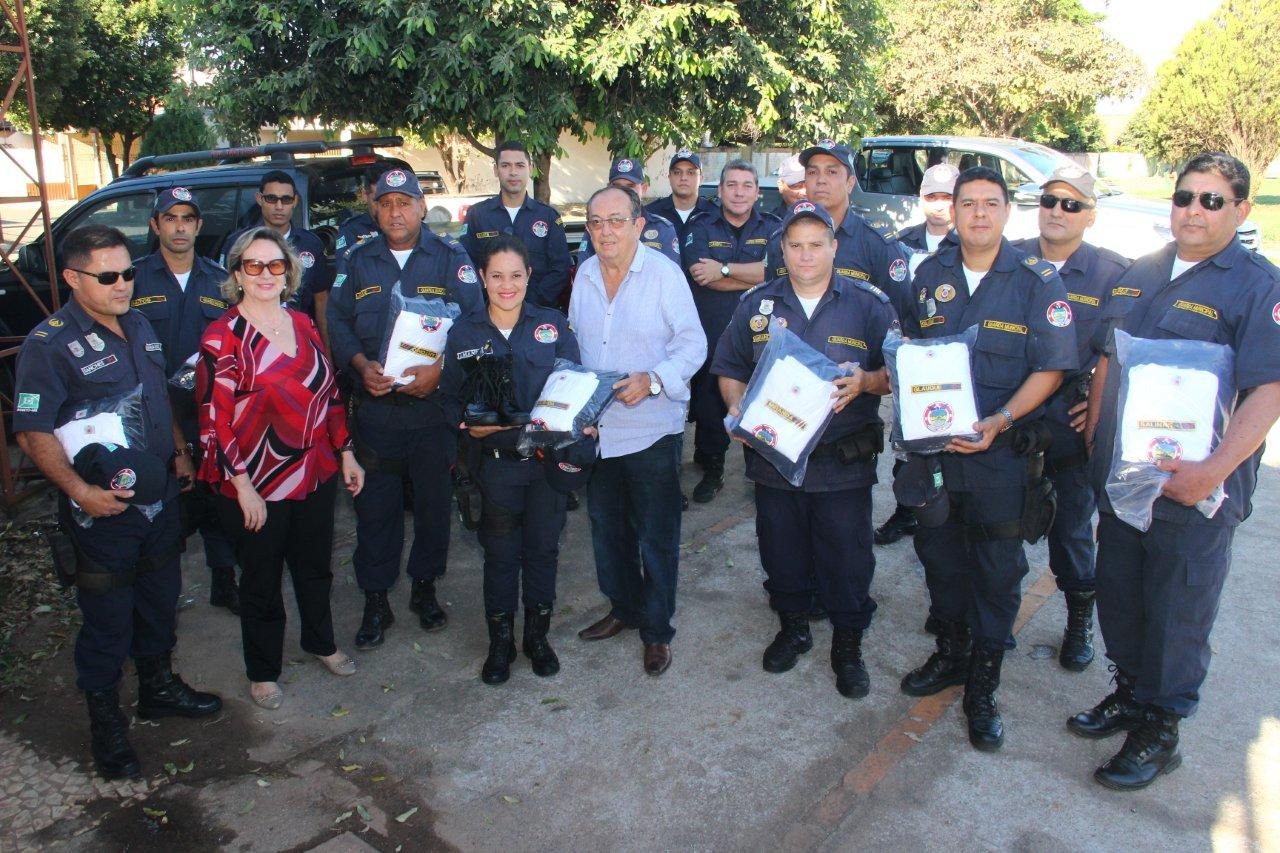 Guarda Municipal de Bonito recebe novos uniformes
