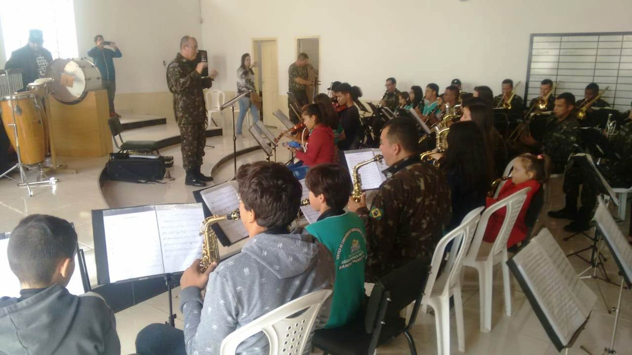 Banda Municipal de Bonito apresenta-se em Bela Vista