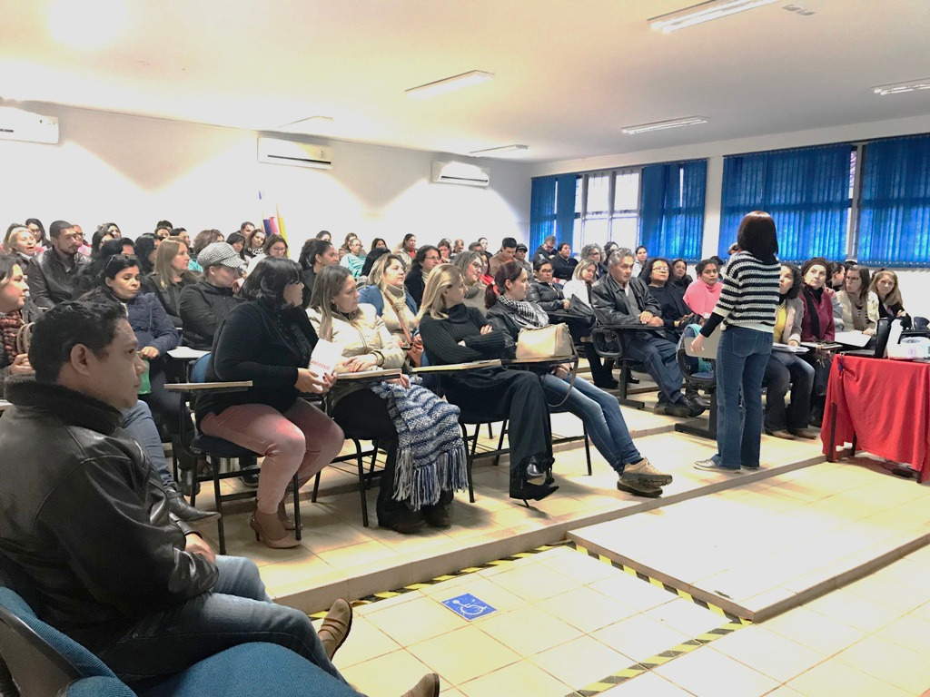 Secretaria de Educação e Cultura promove Seminário do PNAIC Secretaria de Educação e Cultura promove Seminário do PNAIC