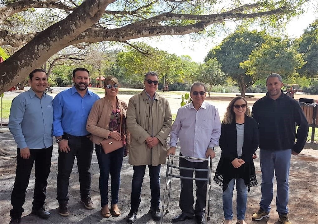 Após o encontro, representantes do SESC e autoridades visitaram o Balneário Municipal. 