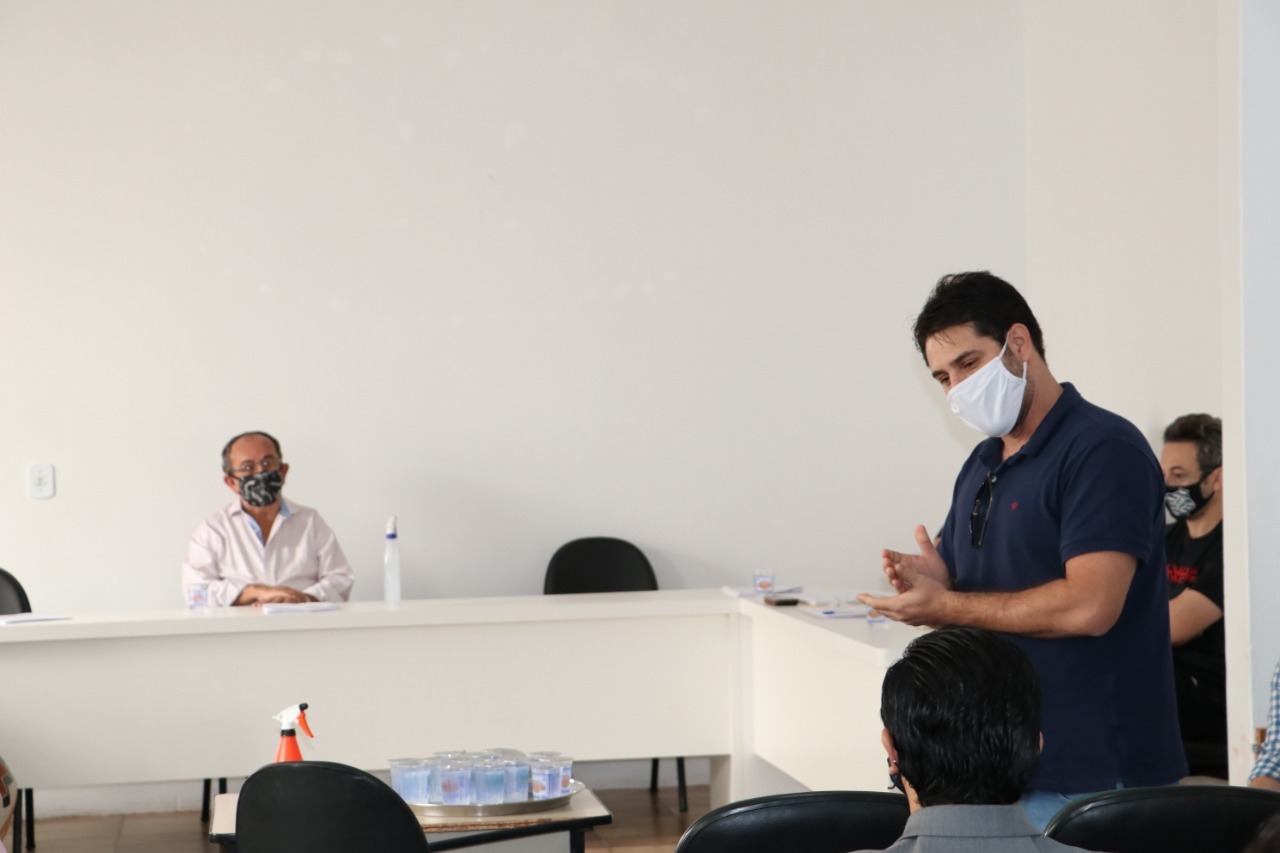 COVID-19: médicos detalham tratamento de pacientes em Bonito
