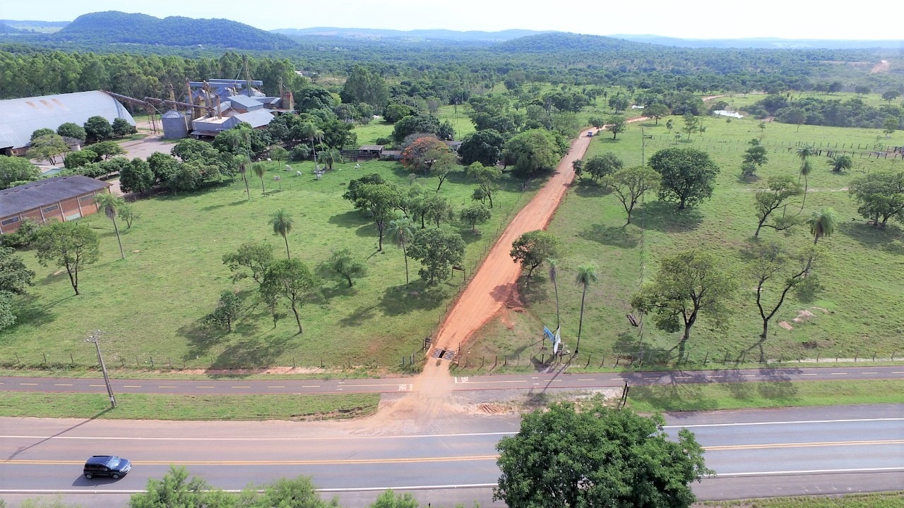 Obras revitaliza estrada que dá acesso ao Aquário Natural Trabalhos foram iniciados na MS-382, ao lado do armazém da antiga Cooagri. Foto: PMB