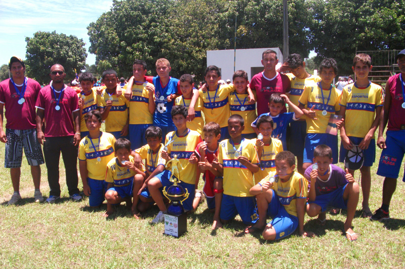 Escolinha de Futebol Gol de Placa comemora título no Pantanal Brasil Open