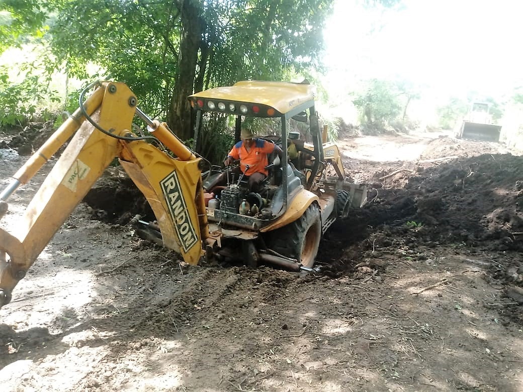 Prefeitura constrói caixas de contenção na estrada boiadeira Foco da ação é a construção de caixas para segurar a água que inunda trechos da área urbana. Foto: SEMA