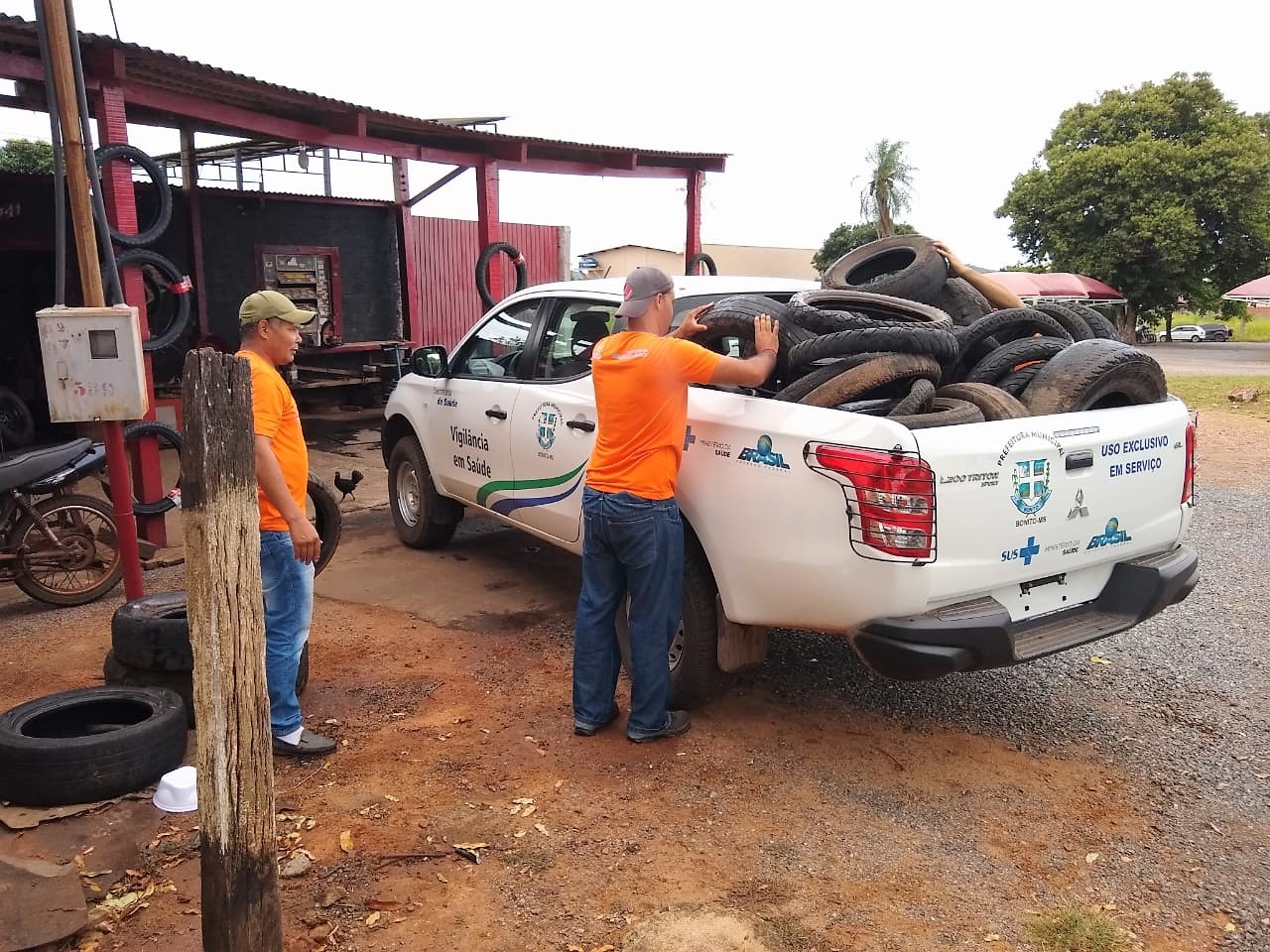 O objetivo do recolhimento regular e frequente é combater o mosquito Aedes aegypti, eliminando seus possíveis criadouros. Foto: Divulgação