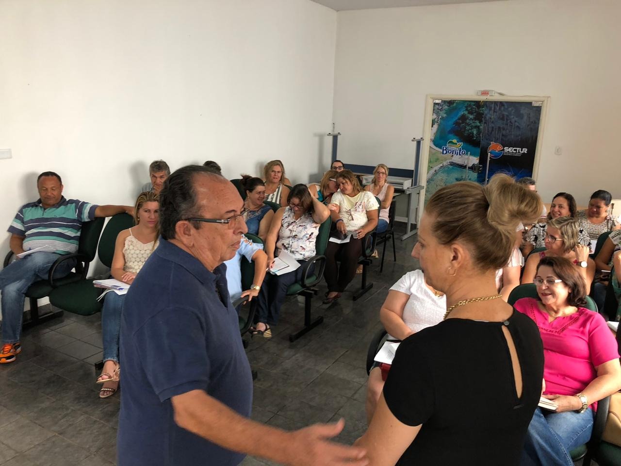 Reunião tratou da volta às aulas e da realização da III Jornada Pedagógica. Foto: Jabuty