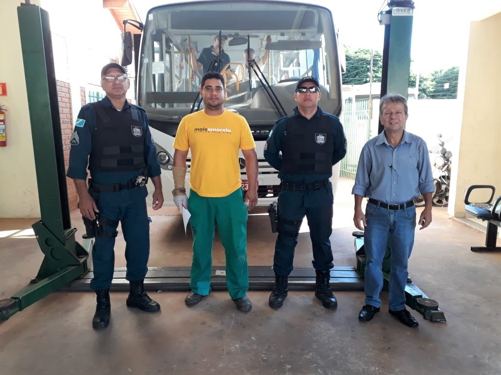 Vistoria dos veículos utilizados no transporte escolar é rigorosa. Foto: Divulgação