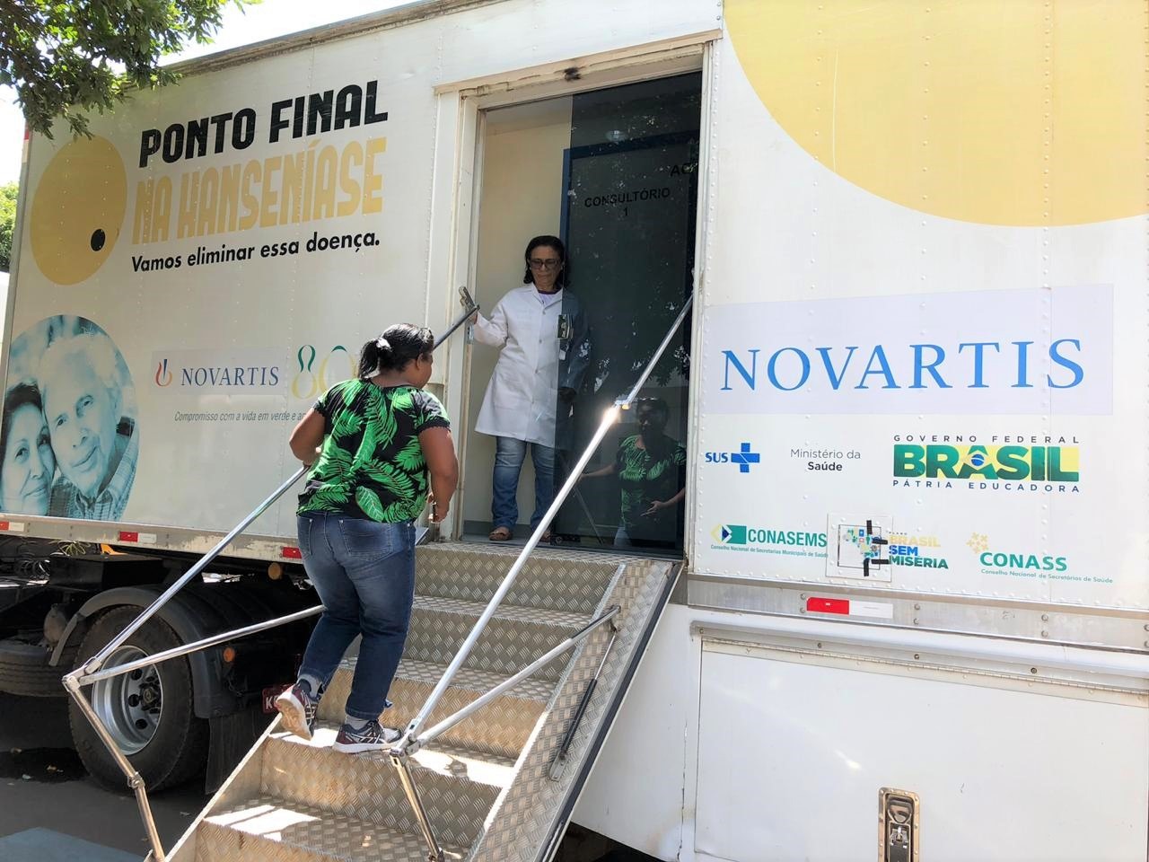 Atendimento está sendo realizado desde 07h30 desta terça-feira, em frente à UBS Central. Foto: Jabuty