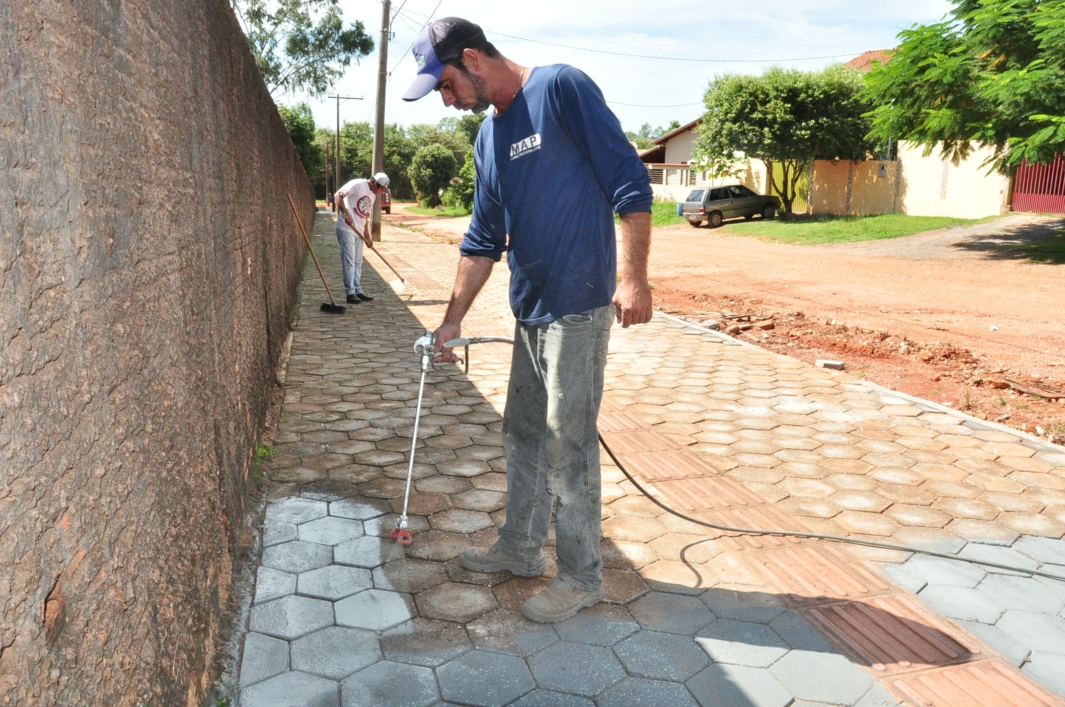 Obra financiada pelo Ministério do Esporte foi iniciada na gestão anterior e a seguir paralisada. Foto: Jabuty