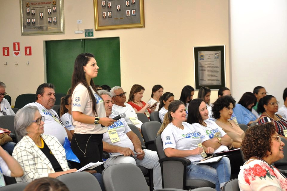 VIII Conferência Municipal de Saúde foi realizada no dia 12 de abril, no plenário da Câmara Municipal.