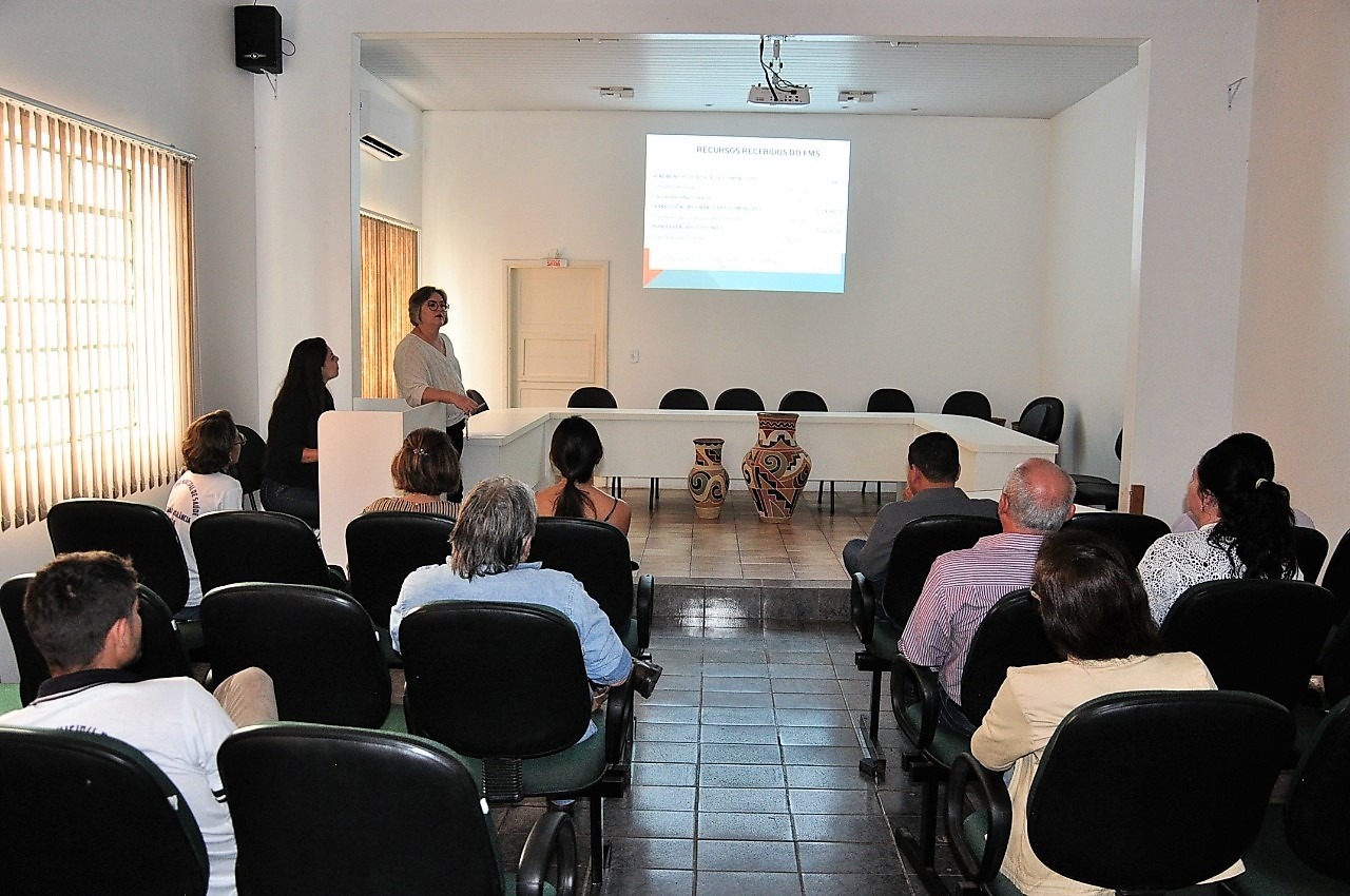 Audiência da Saúde aconteceu no auditório da prefeitura, na manhã de terça-feira (28). Foto: Jabuty