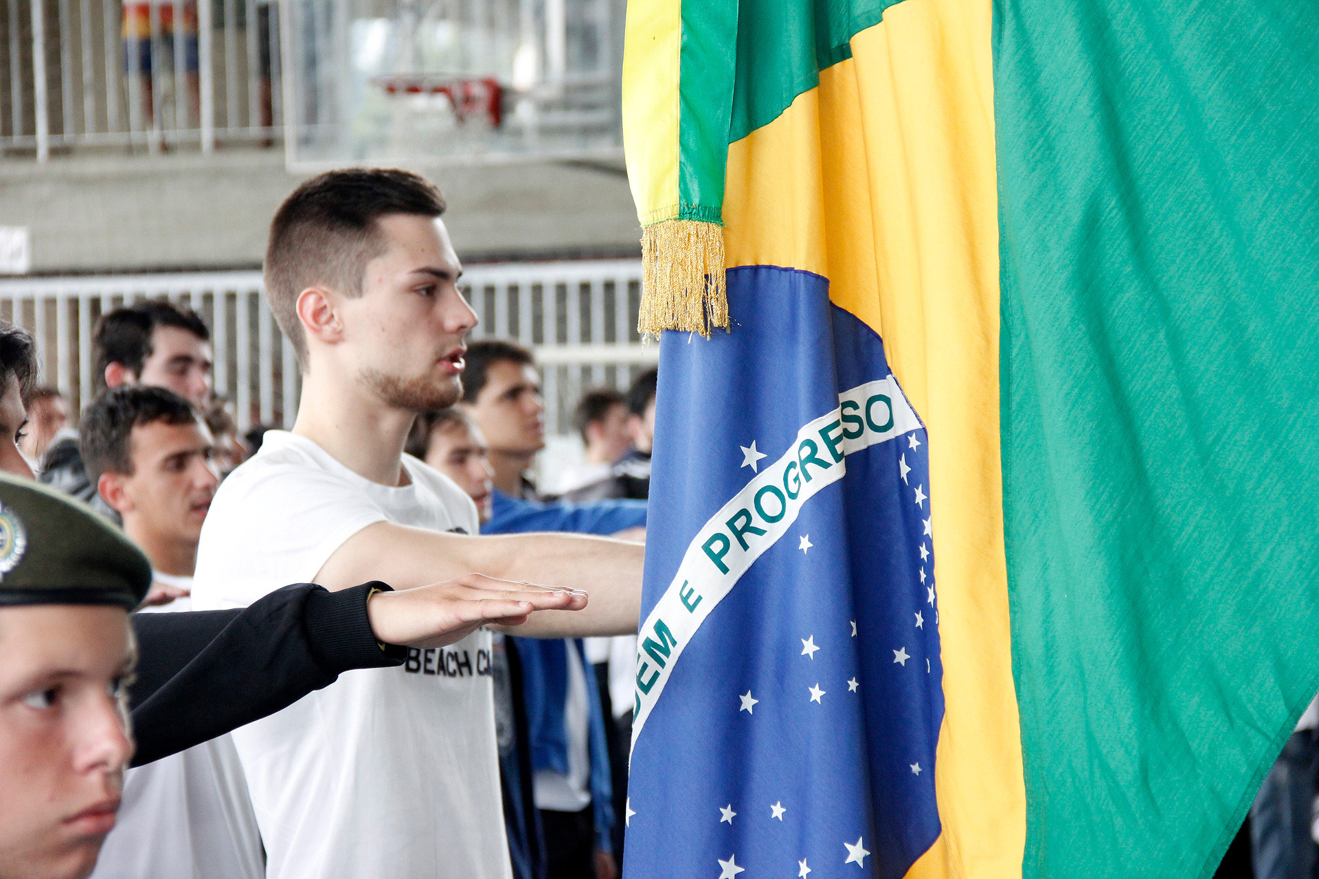 Jovens farão juramento e receberão carteiras de dispensa de incorporação. Foto: Daniel Marcus/P.M.Nova Friburgo