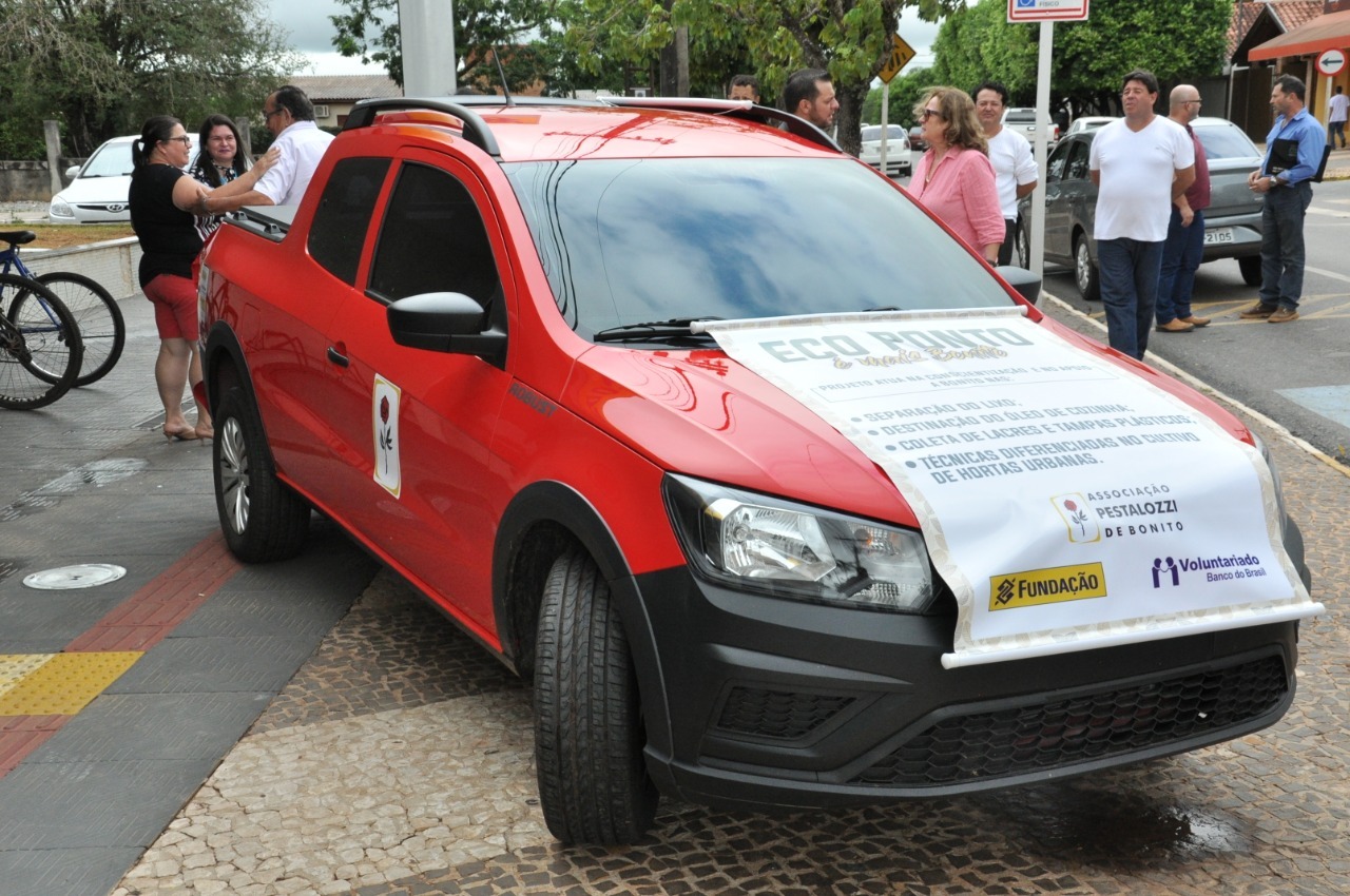 Associação Pestalozzi tem projeto ambiental aprovado pelo BB Veículo Saveiro será utilizado no projeto da Pestalozzi apoiado pelo Banco do Brasil. Foto: Jabuty