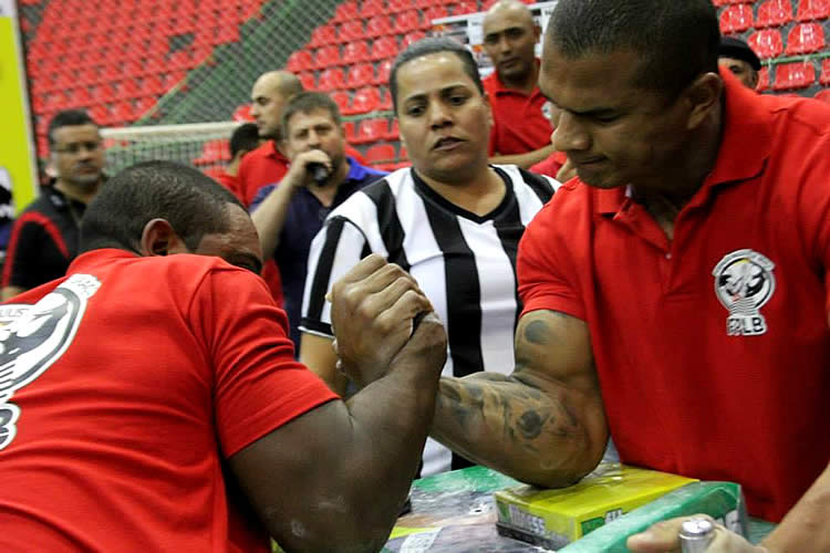 Foto: Confederação Brasileira de Luta de Braço