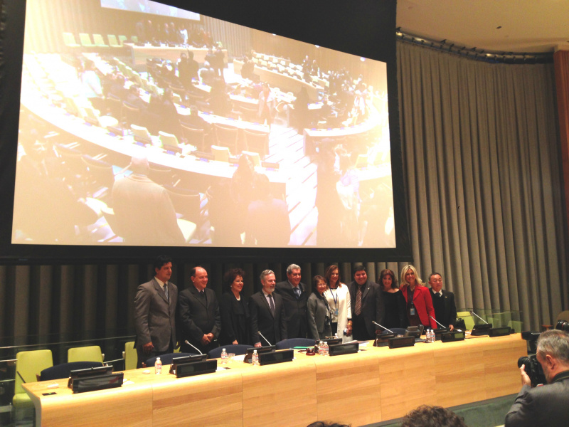 Na foto: Comitiva na ONU, conduzida pelo Governador André Pucinelli, sendo recebida pelo Embaixador do Brasil na ONU, Antonio Patriota.