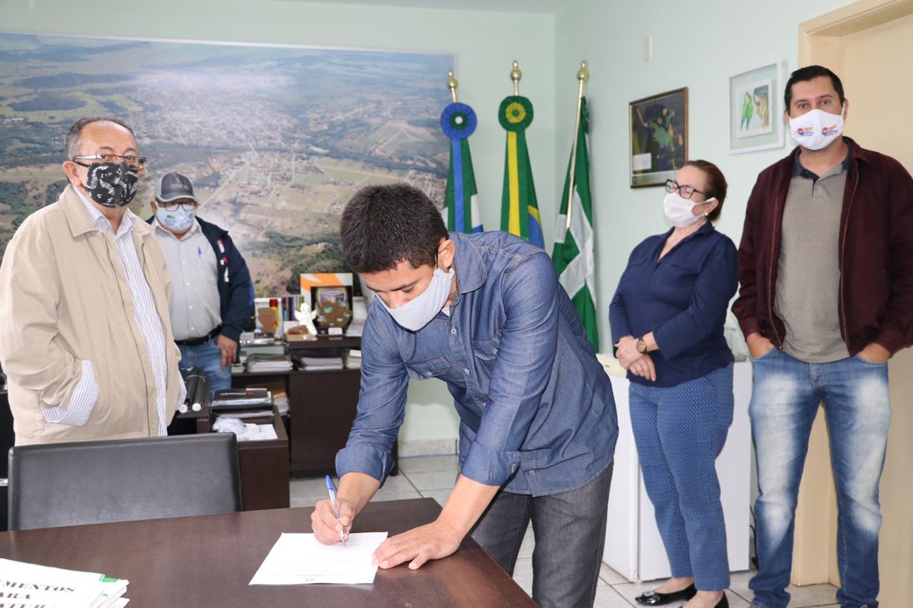 Prefeito da posse a vigia aprovado em concurso público