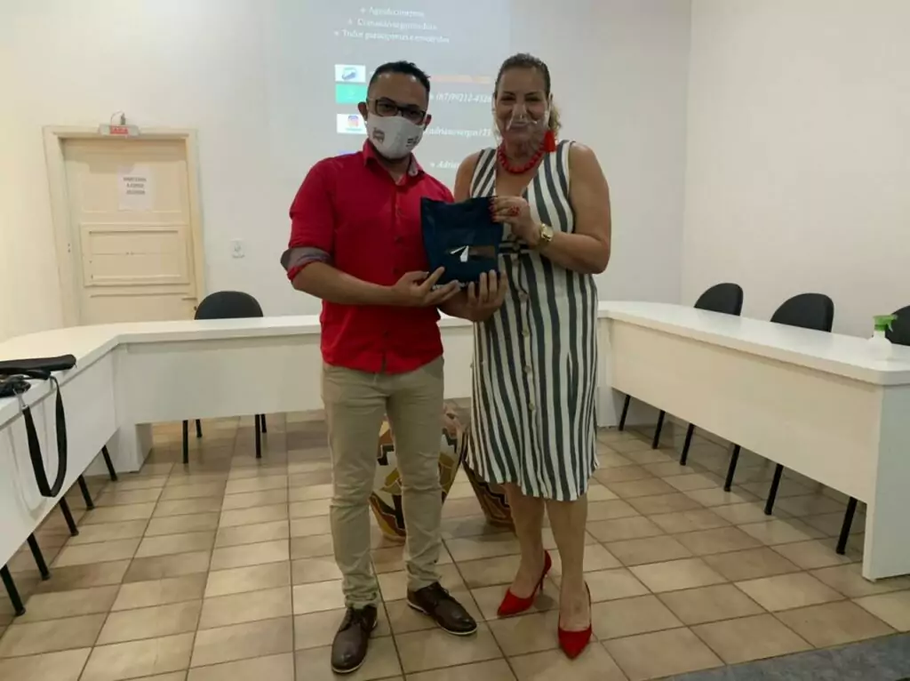Secretaria de Assistência Social realiza palestra com servidores do SUAS Secretaria de Assistência Social realiza palestra com servidores do SUAS