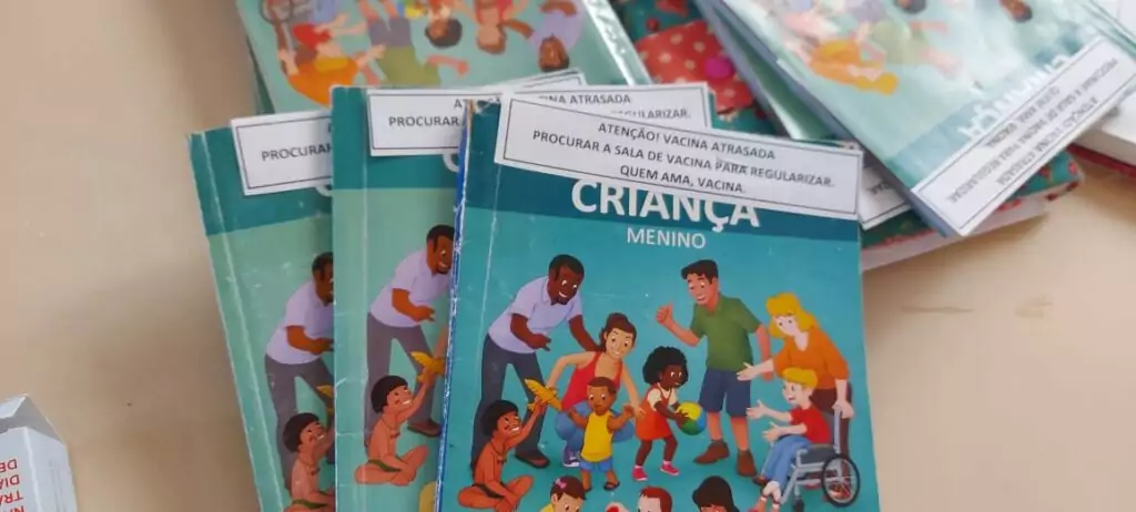 Com baixa procura por vacinas, equipes da Saúde fazem busca ativa por crianças nos CEIs Com baixa procura por vacinas, equipes da Saúde fazem busca ativa por crianças nos CEIs