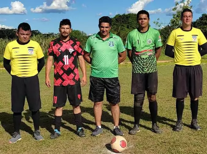 Torneio de futebol envolve mais de 100 atletas e movimenta Assentamento Guaicurus no final de semana Torneio de futebol envolve mais de 100 atletas e movimenta Assentamento Guaicurus no final de semana