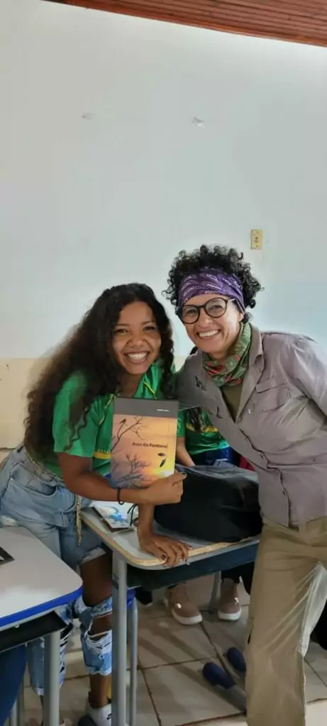 Juventude do guas do Miranda participa de curso de observao de aves e cria clube de observadores