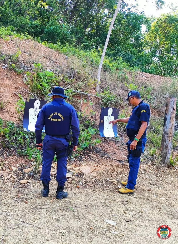 Guardas municipais participam de curso de armamento e tiro