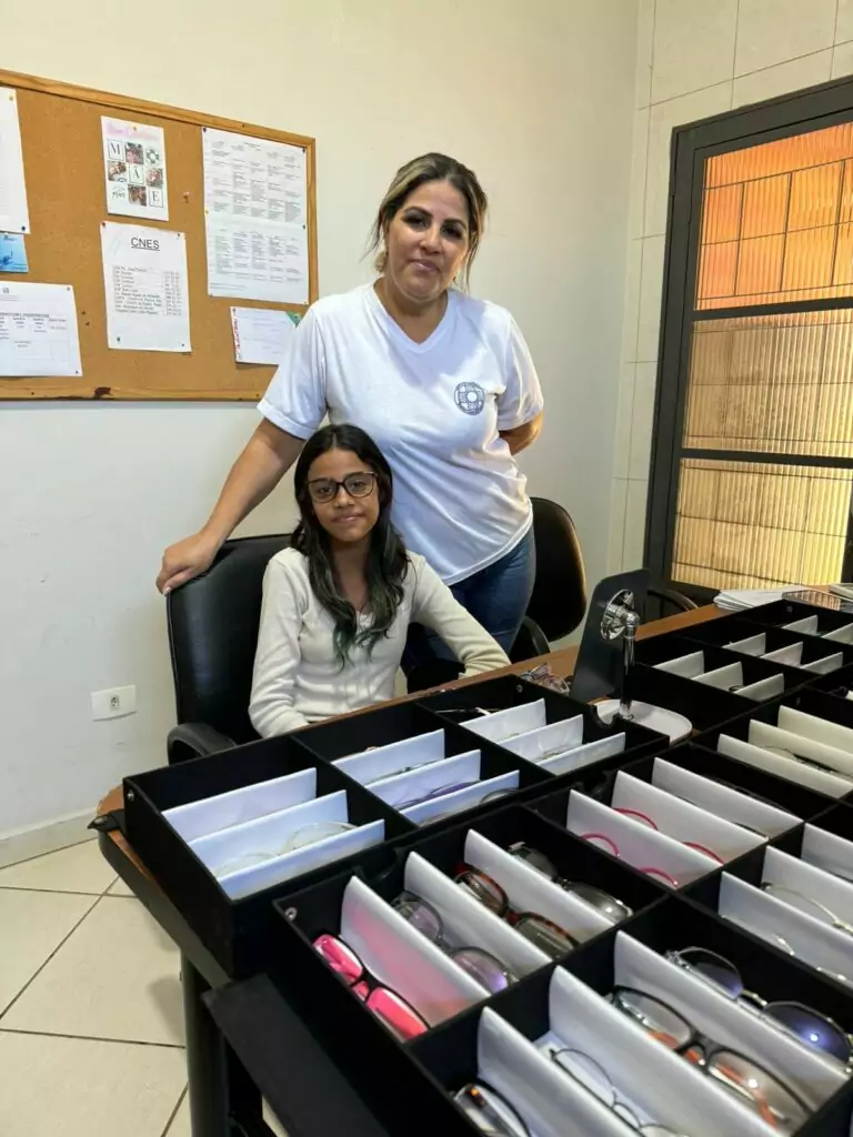 Saúde já entregou mais de 340 óculos de grau para famílias de baixa renda no município Saúde já entregou mais de 340 óculos de grau para famílias de baixa renda no município