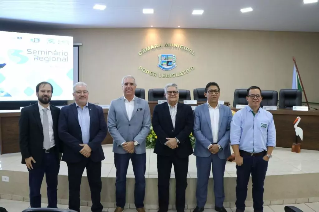 Bonito sedia Seminário Regional sobre Gestão de Recursos Hídricos da Bacia do Rio Paraguai Bonito sedia Seminário Regional sobre Gestão de Recursos Hídricos da Bacia do Rio Paraguai