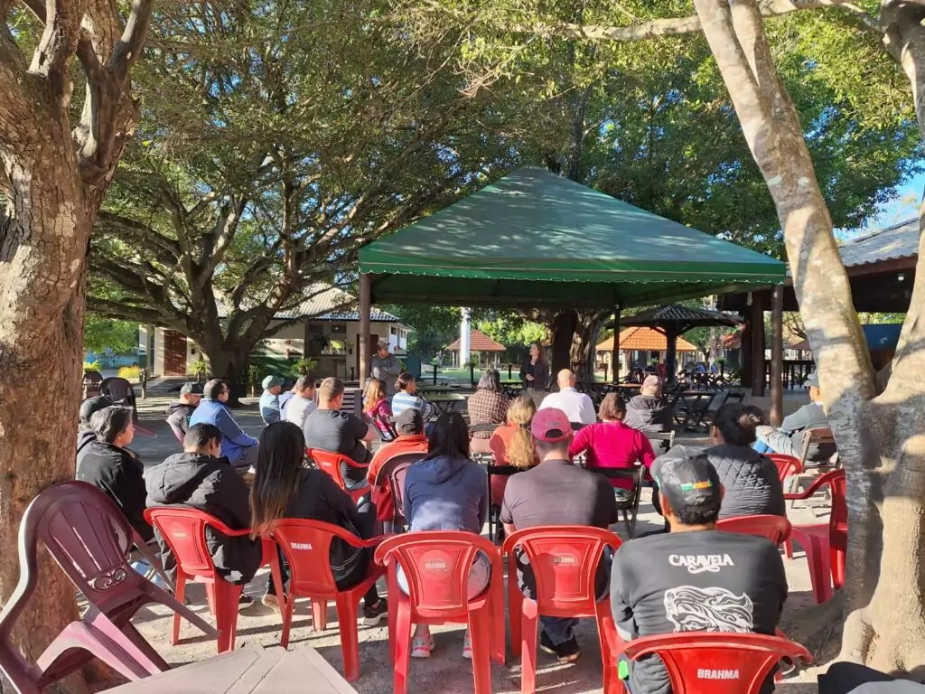 Bonito inicia implantação do programa Lixo Zero nos atrativos Gruta do Lago Azul e Balneário Municipal Bonito inicia implantação do programa Lixo Zero nos atrativos Gruta do Lago Azul e Balneário Municipal