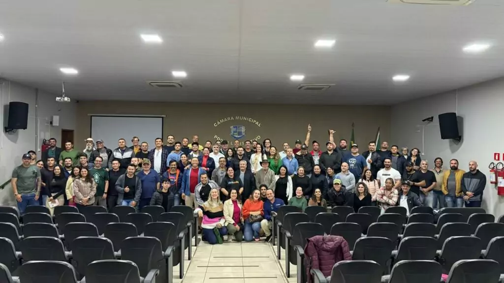 Prefeitura de Bonito promove capacitação para guias de turismo e colaboradores da Gruta do Lago Azul
