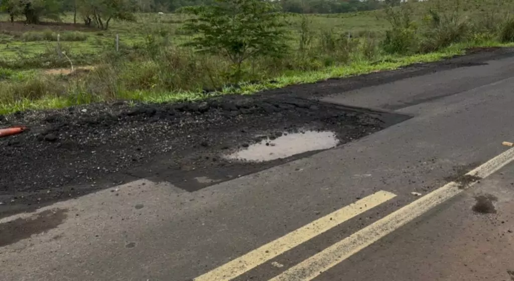 Prefeitura de Bonito solicita providências à AGESUL para manutenção da MS-345 Prefeitura de Bonito solicita providências à AGESUL para manutenção da MS-345