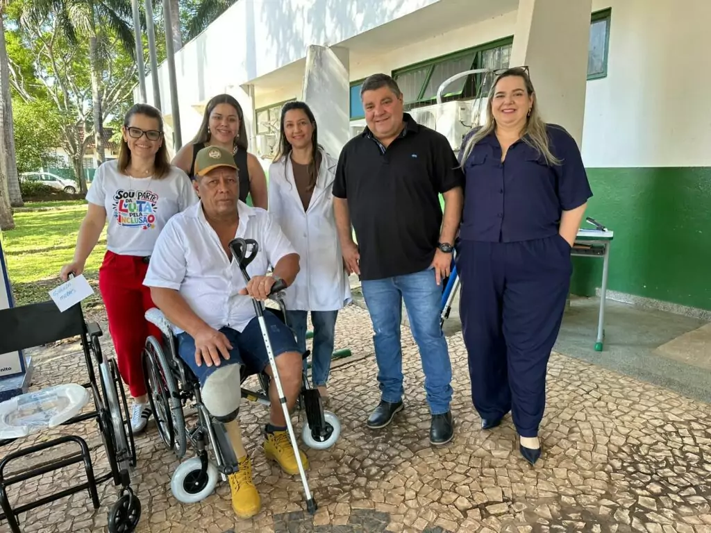 Carreta Ortopédica realiza atendimentos e entrega de dispositivos no CER II de Bonito Carreta Ortopédica realiza atendimentos e entrega de dispositivos no CER II de Bonito