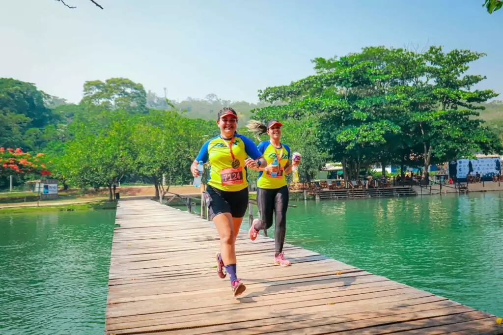 Retrospectiva 2025 – Turismo e Desenvolvimento Econômico: planejamento, promoção e sustentabilidade