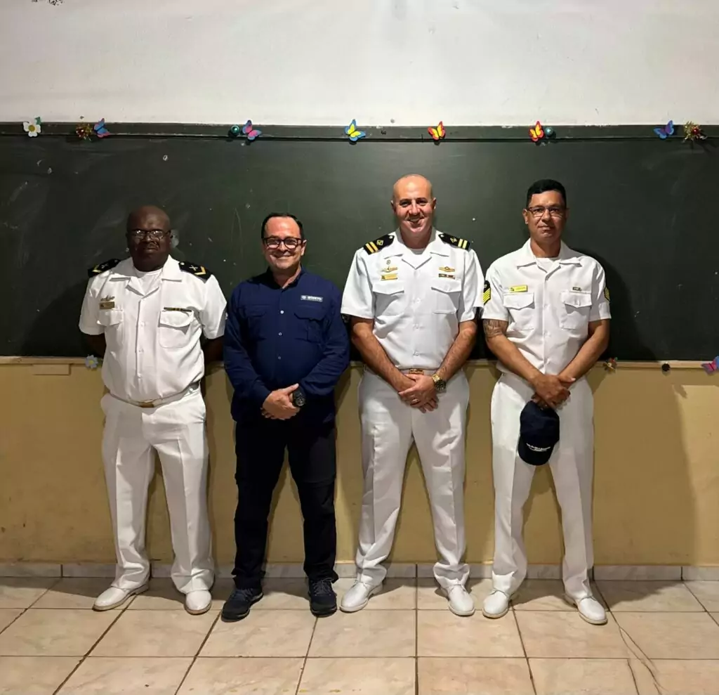 Entrega de certificados marca conclusão do Curso de Formação de Aquaviários em Águas do Miranda Entrega de certificados marca conclusão do Curso de Formação de Aquaviários em Águas do Miranda
