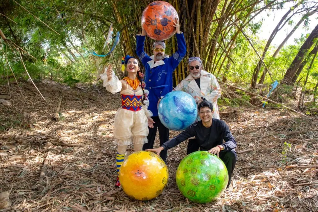 “Jurema e a Criação do Mundo” amplia circulação e chega a novos públicos em Bonito “Jurema e a Criação do Mundo” amplia circulação e chega a novos públicos em Bonito
