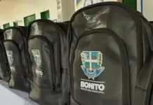 Prefeitura de Bonito entrega 2,6 mil mochilas aos alunos da rede municipal