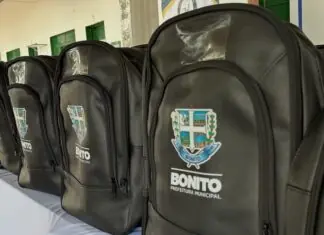 Prefeitura de Bonito entrega 2,6 mil mochilas aos alunos da rede municipal Category Template 1