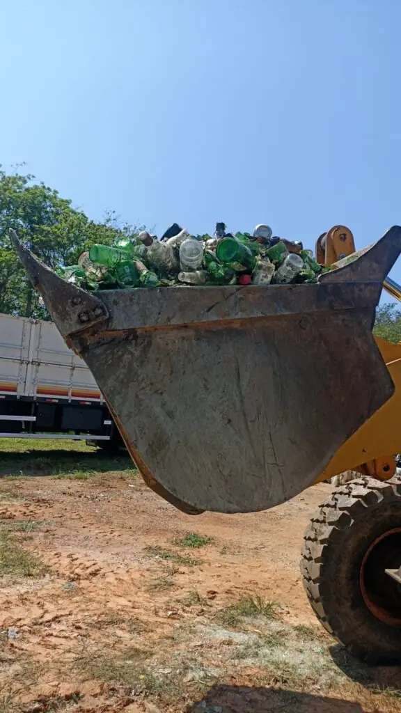 Bonito destina 31 toneladas de vidro para reciclagem por meio do projeto Formigão Bonito destina 31 toneladas de vidro para reciclagem por meio do projeto Formigão