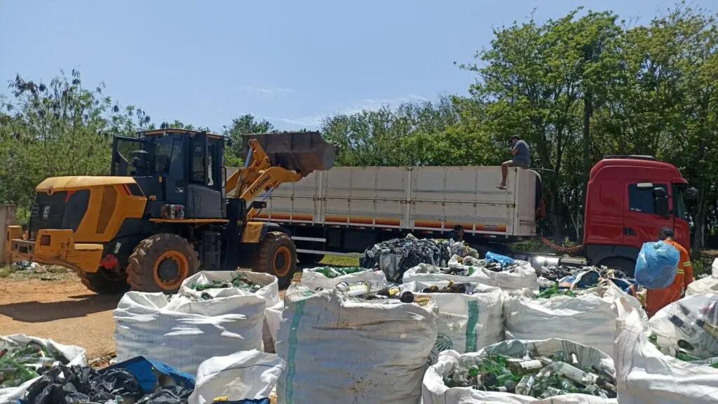 Bonito destina 31 toneladas de vidro para reciclagem por meio do projeto Formigão
